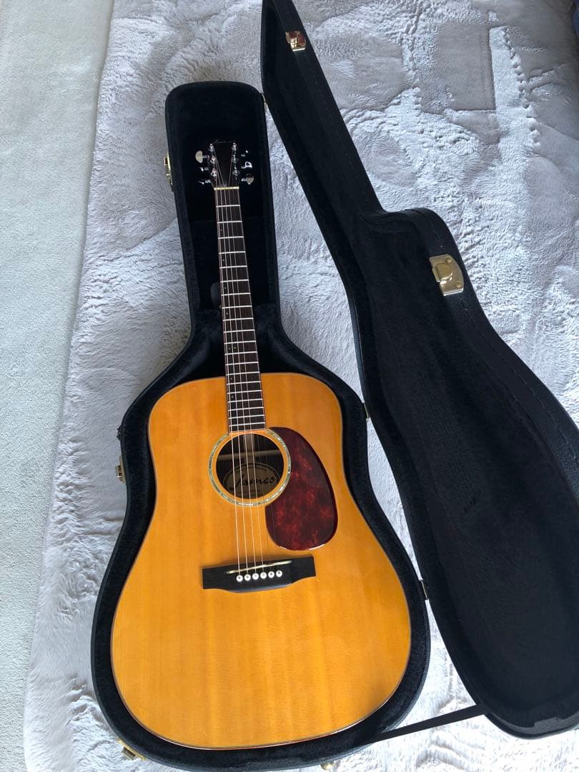 ジェームスJD600VNアコースティックギターハードケース付き
