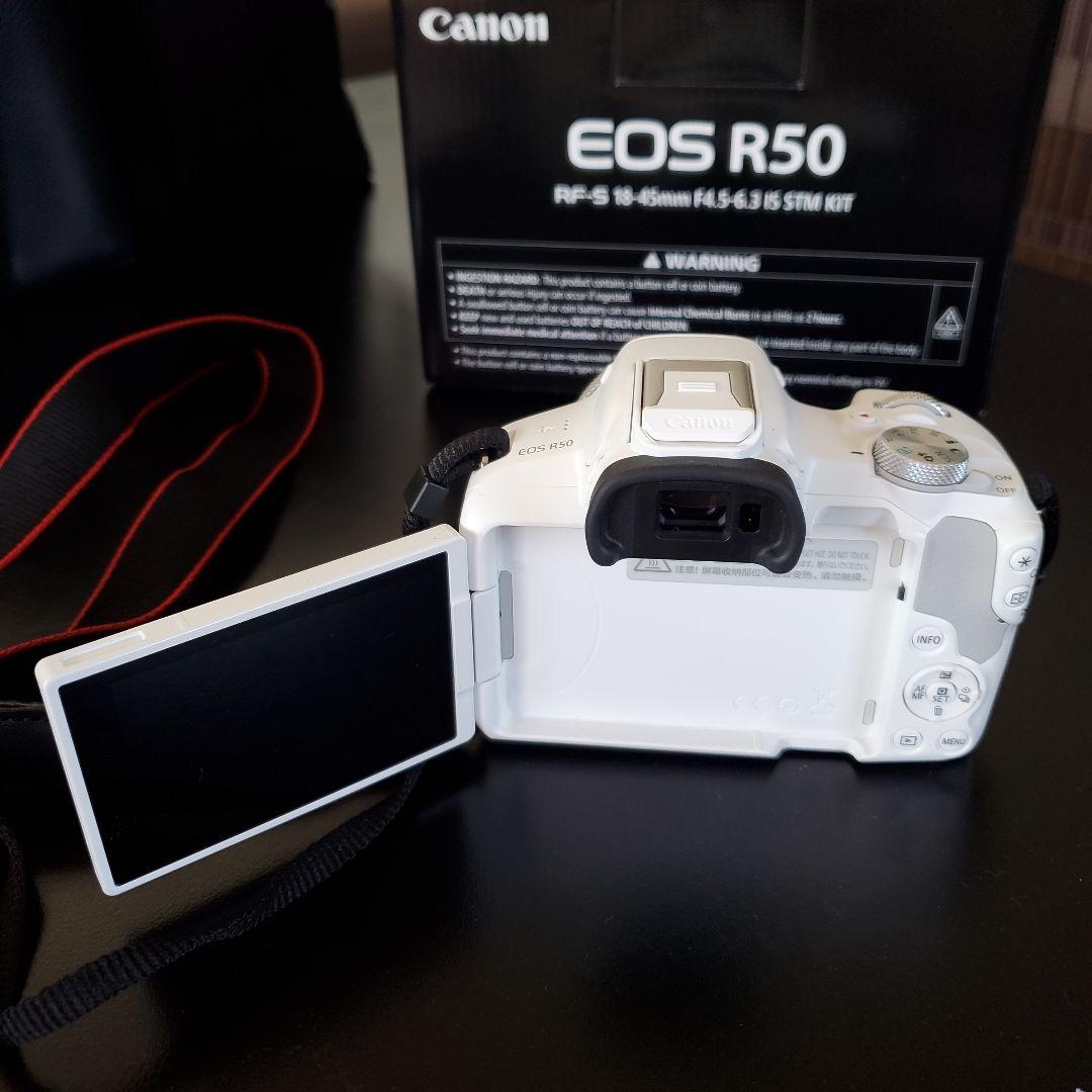 Canon EOS R50 ミラーレス一眼 本体