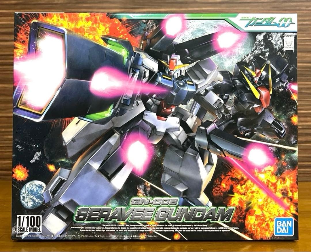 セラヴィーガンダム　GN-008　機動戦士ガンダム00　1/100　デカール付き