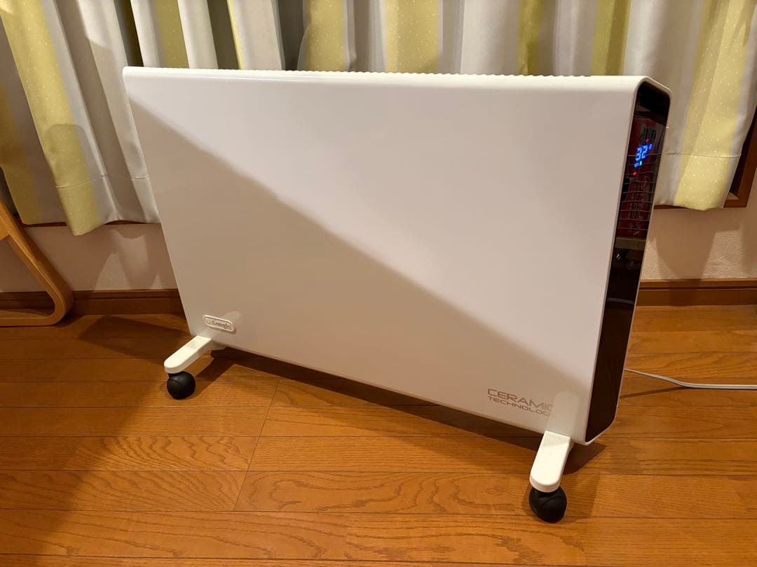 デロンギ コンベクターヒーター　HKJ60L12-WH 1200W