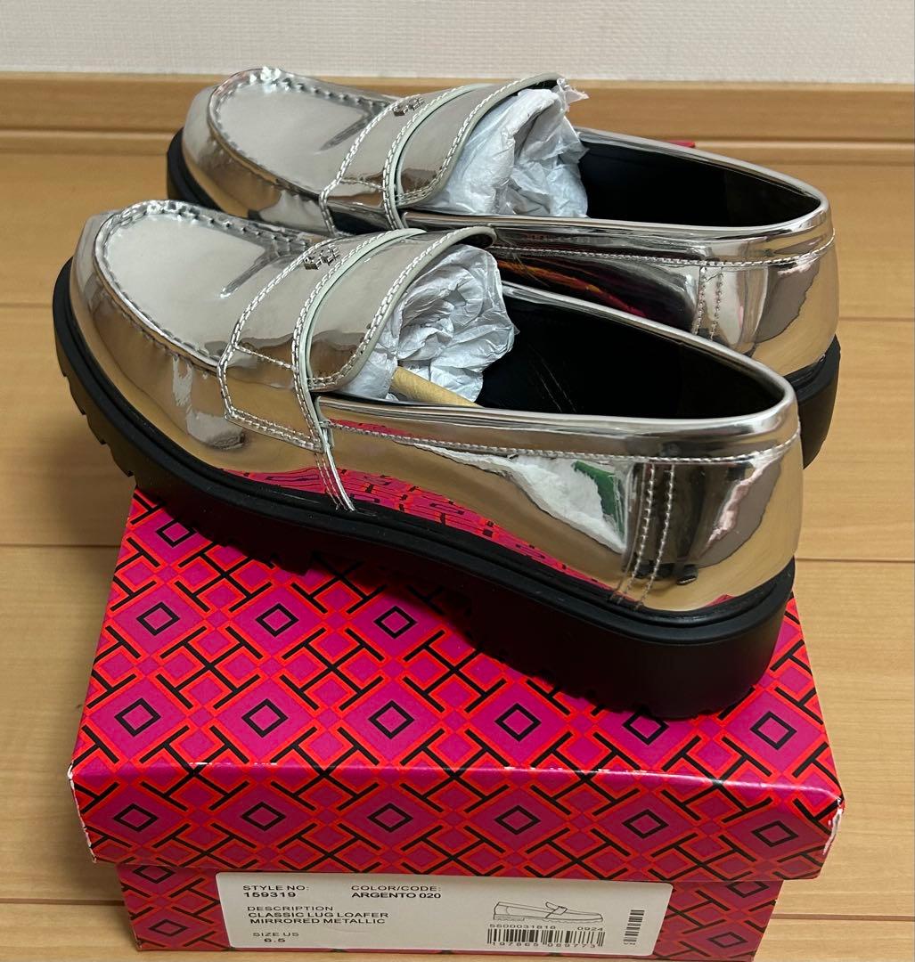 【TORY BURCH】シルバー ローファー 厚底 合成皮革
