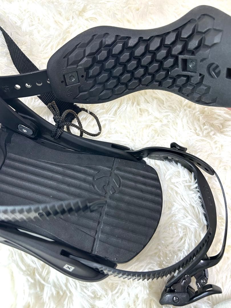 値下げ！FLUX GS SMサイズ スノボ　スノーボード ビンディング