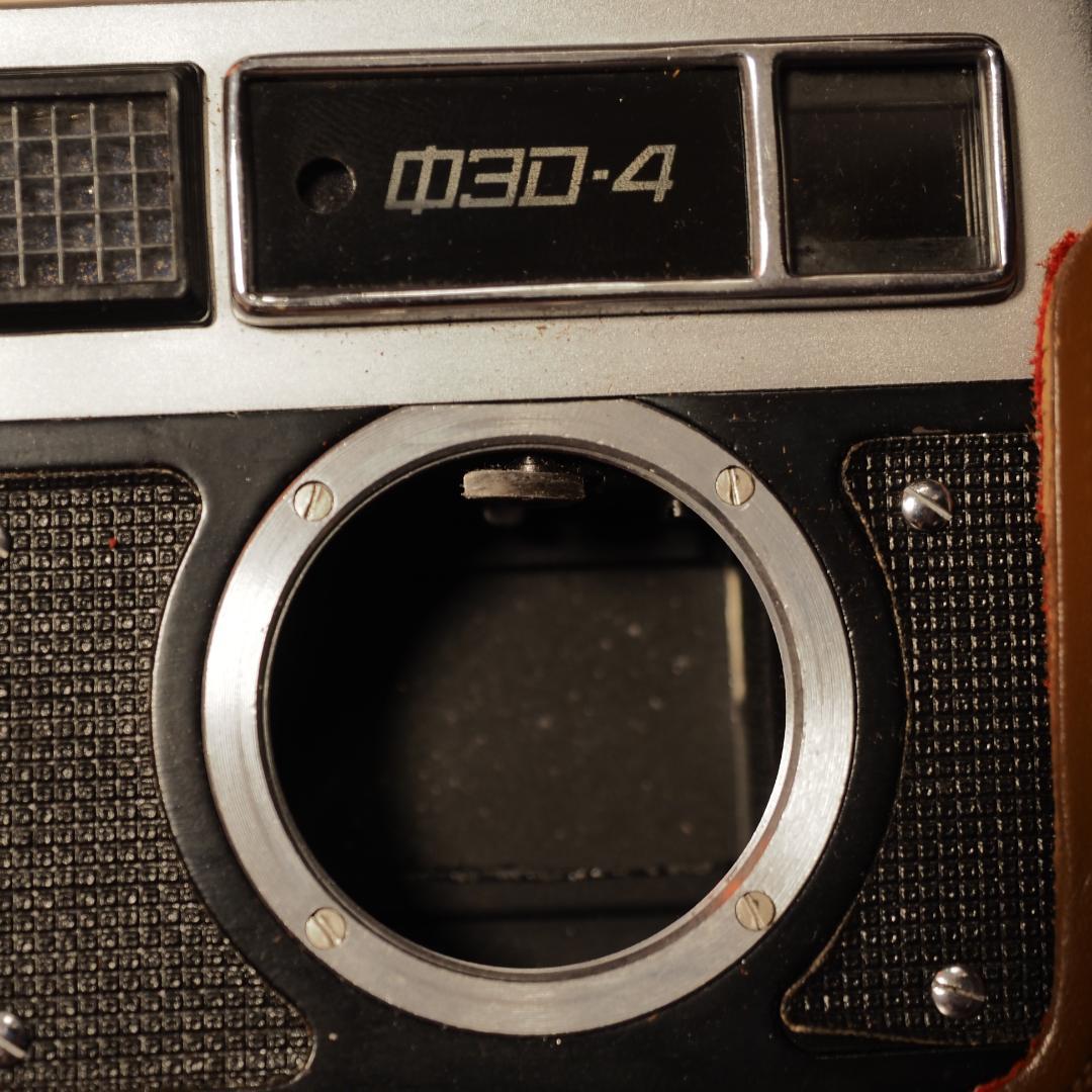 ロシア　FED 4 ボディ &　インダスター61 53mm f2.8