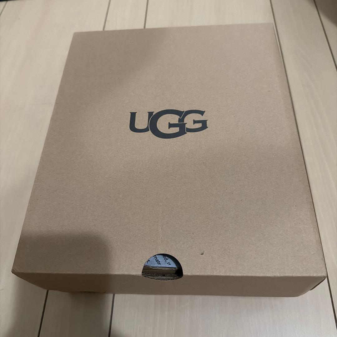 UGG Classic Ultra Mini ブーツ ブラック 6