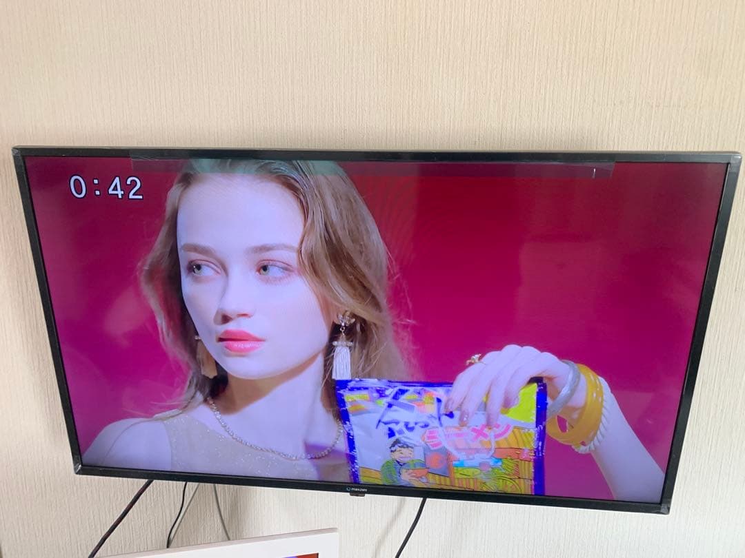 マクスゼン40型フルハイビジョン液晶テレビ