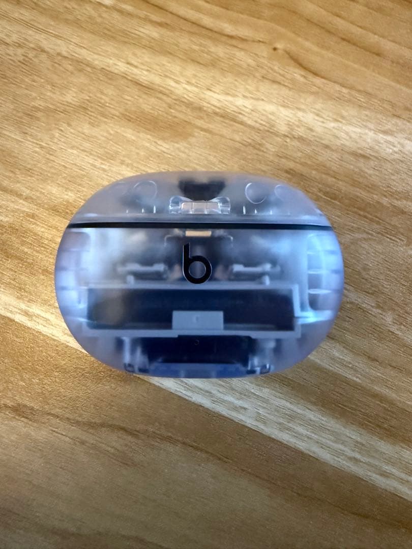 Beats ワイヤレスイヤホン クリア