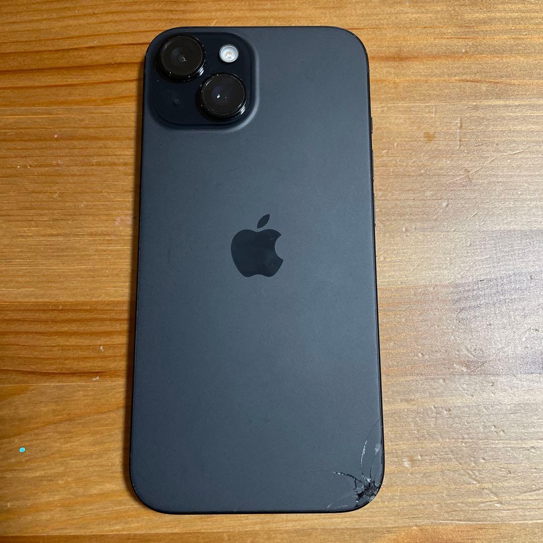 Apple iPhone 15ブラック 本体
