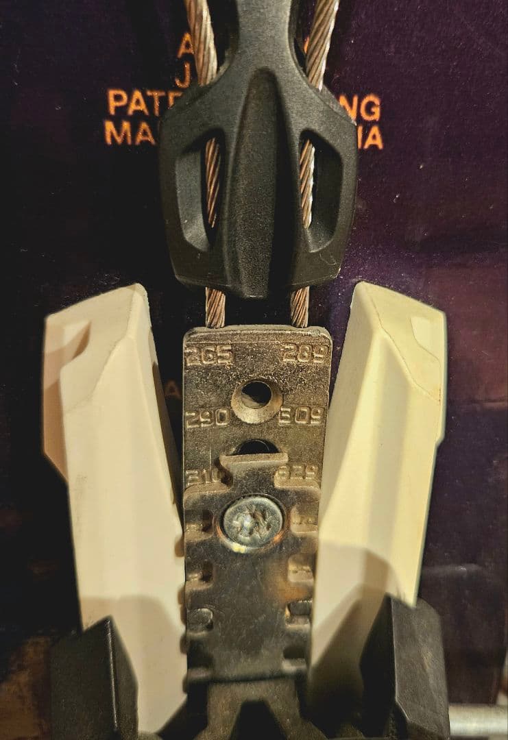 スキー Armada JJ + Jester schizo