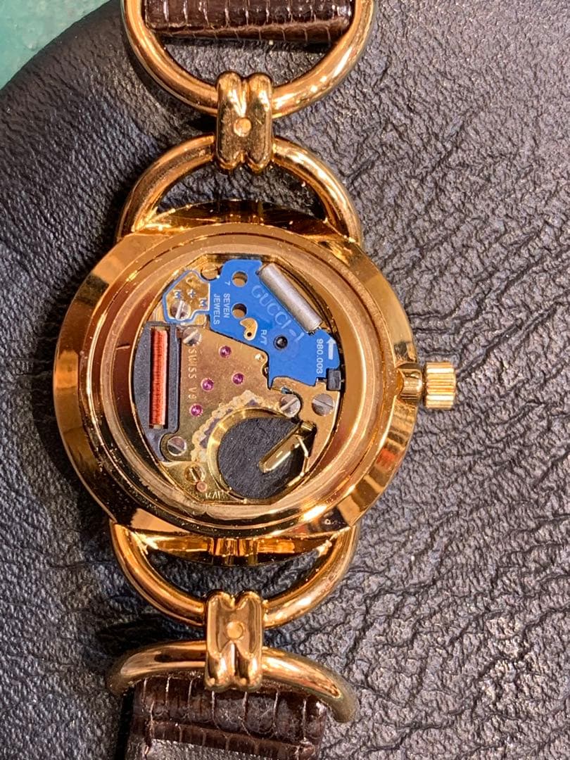 【未使用品】GUCCI革（リザード）ベルトアナログ時計