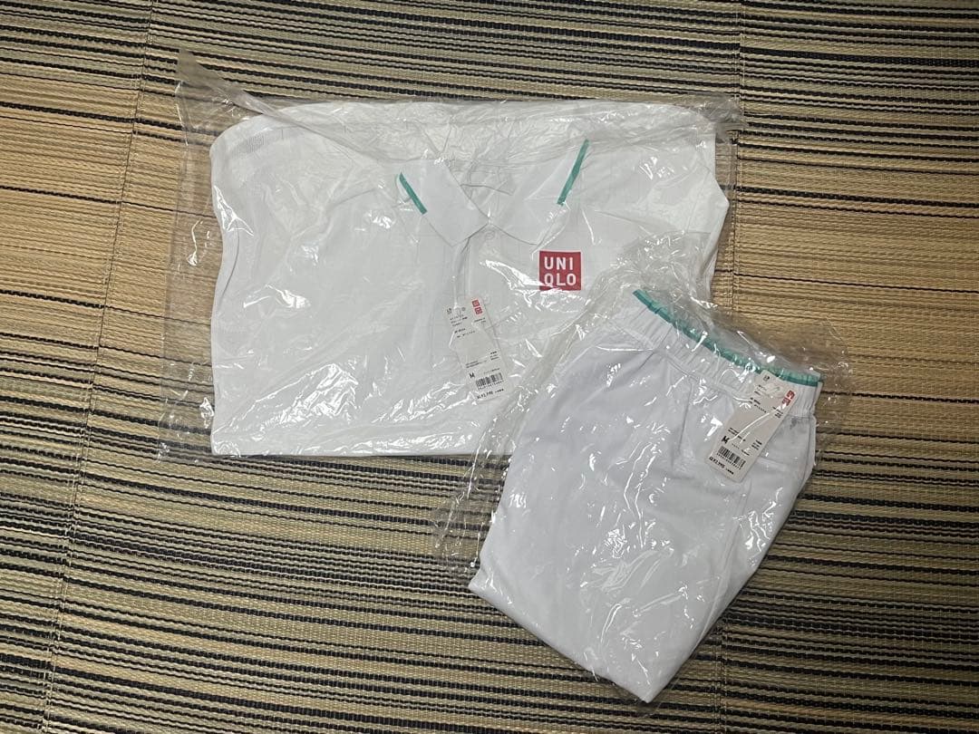 UNIQLO RF ドライ 20WB ホワイト ポロシャツとパンツセット