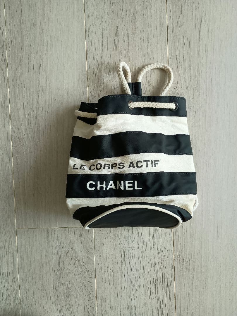 CHANEL ノベルティ プールバッグ　巾着