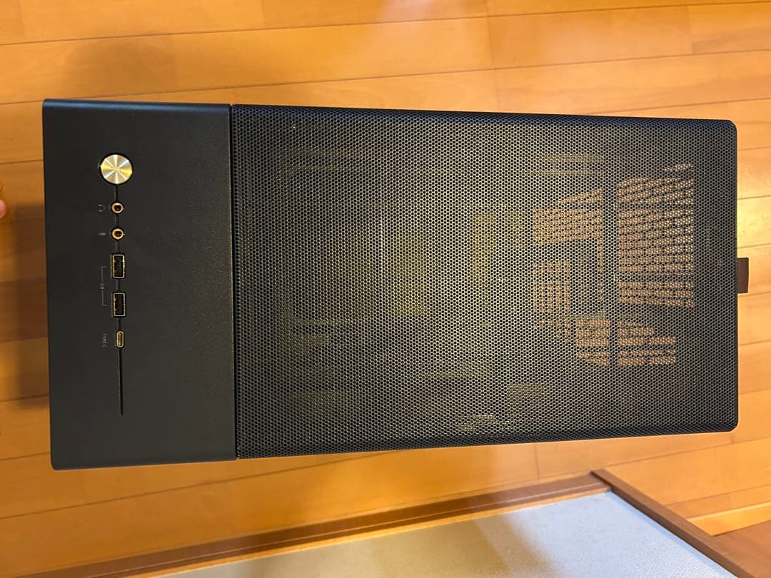 Fractal Design North Charcoal Black メッシュ