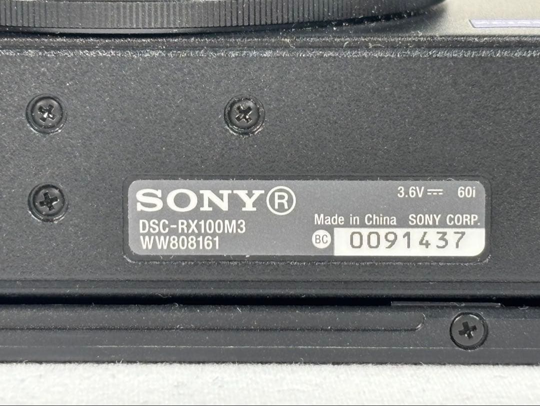 美品 DSC-RX100M3 ブラック デジカメ SONY 本体