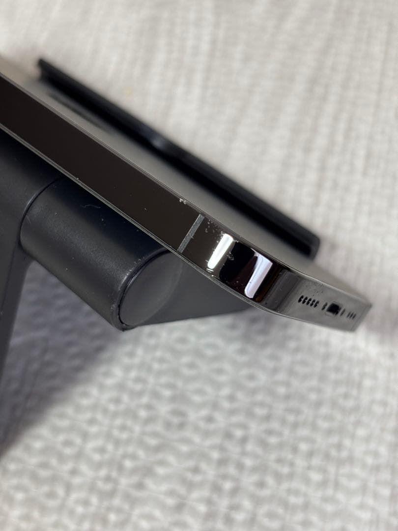 美品Apple iPhone 14 Pro 256GBスペースブラック