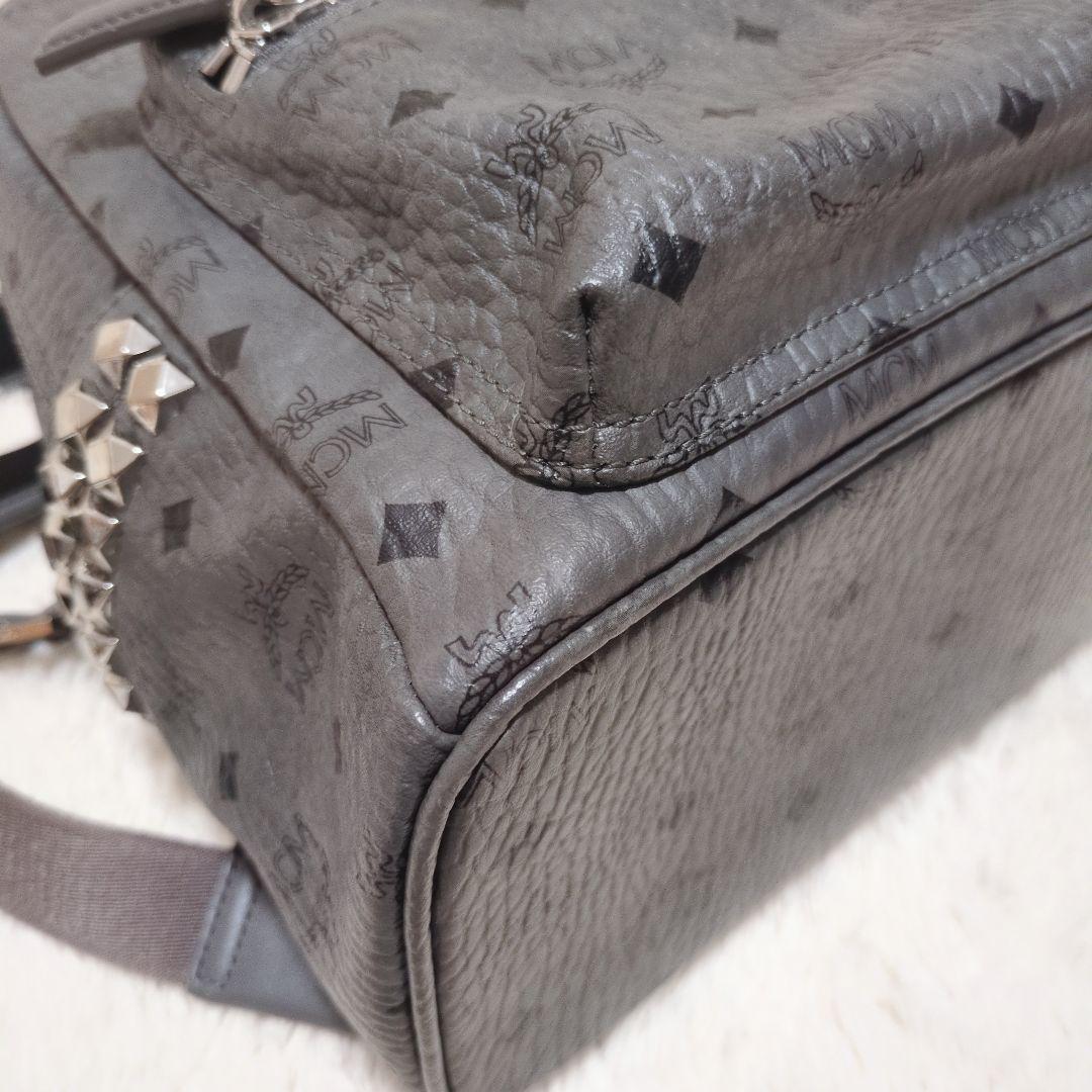 【あ】MCM リュックサック ヴィセトス スタッズ レザー グレー 地雷系