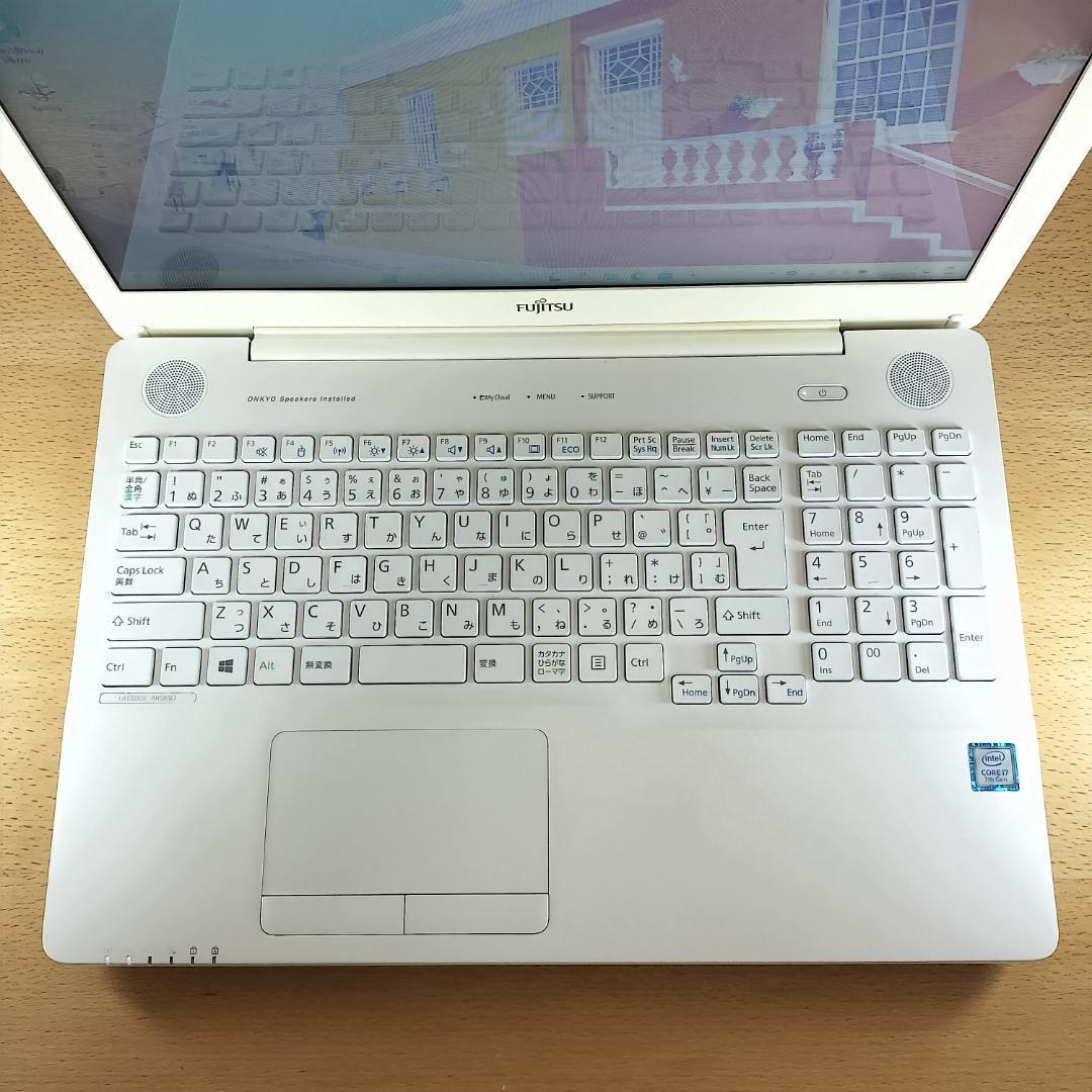 ノートPC Windows11 i7 SSD メモリ16GB 富士通 テンキー