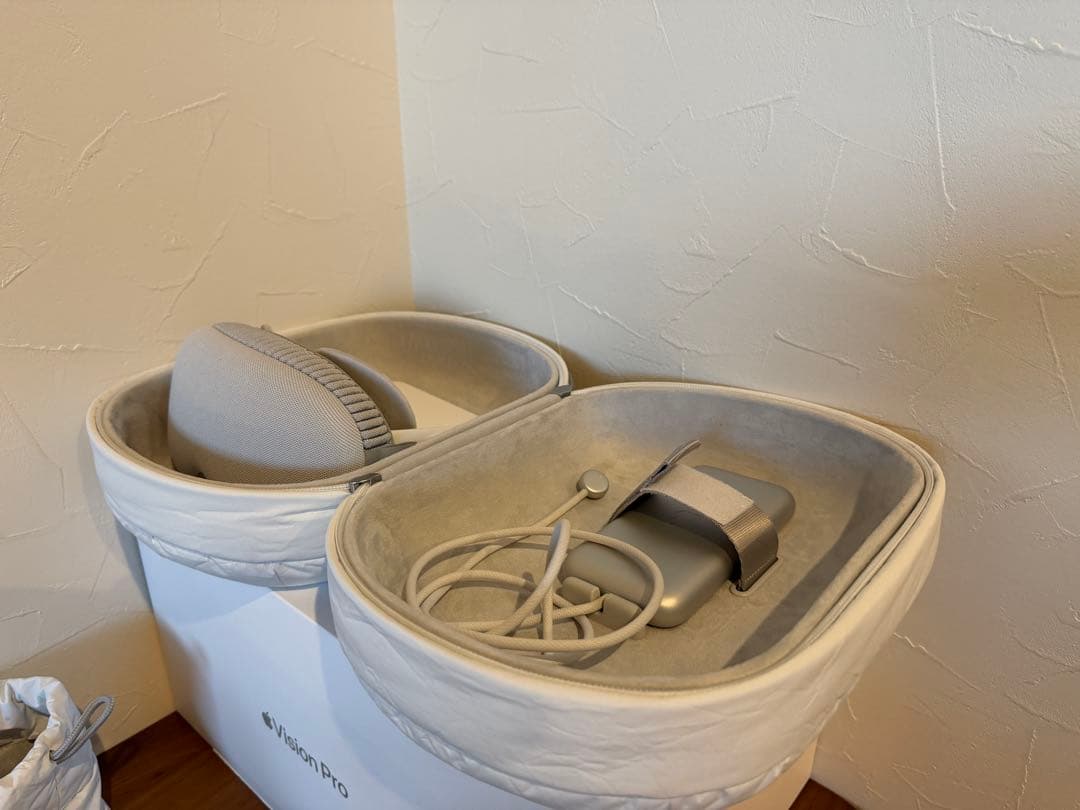 【おまけ多数】Apple vision Pro M2(512GB)