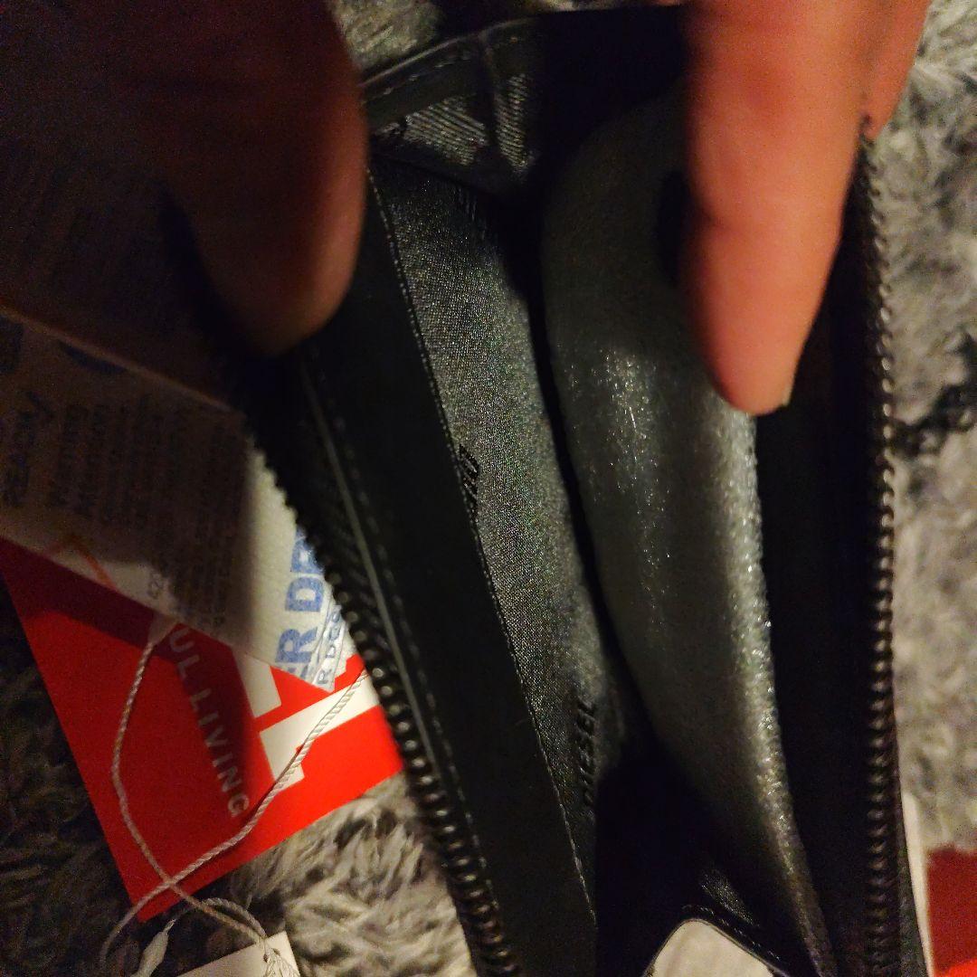 DIESEL ブラック ケース T8013