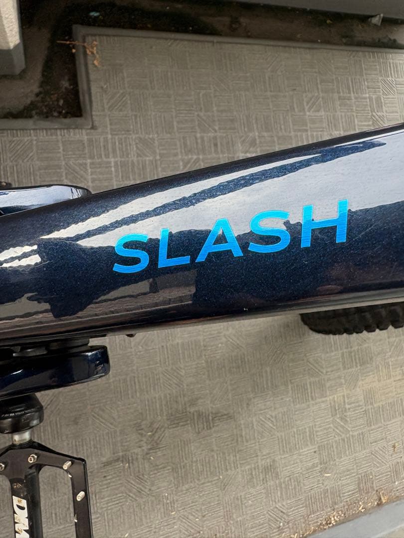 自転車本体 TREK SLASH8 GEN6 2024