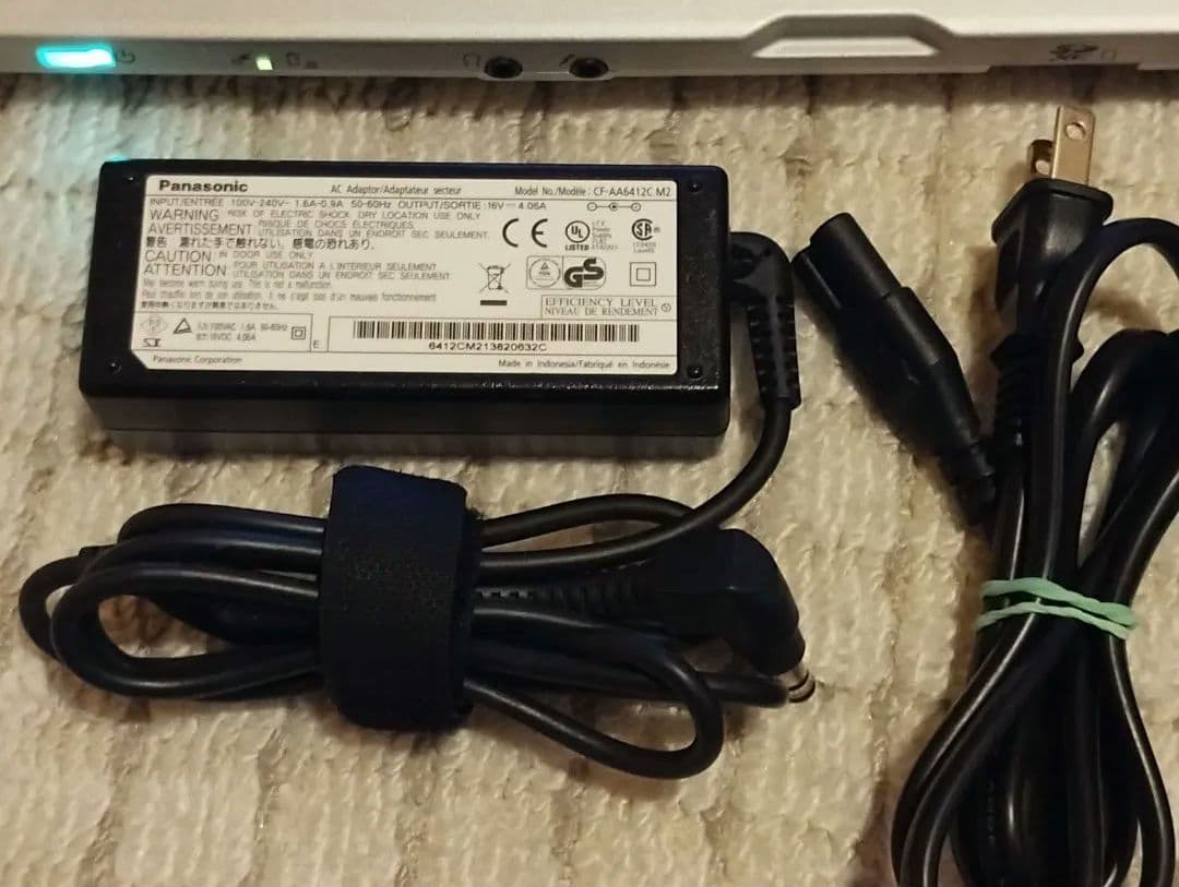 液晶画面15.6インチ8GB Panasonic CF-B11 SSD240GB