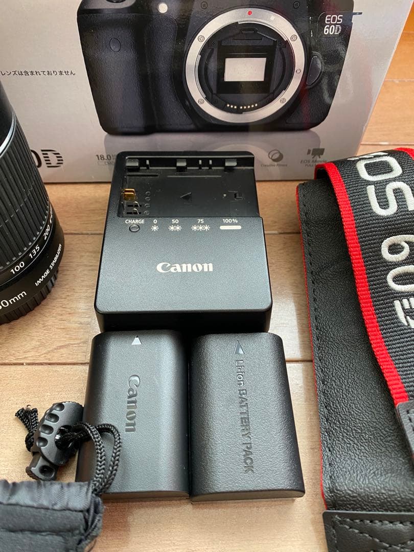 キャノン EOS 60D▪️望遠レンズ2本、標準レンズ1本　バッテリー2個付き