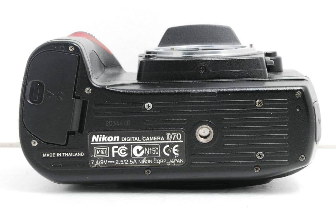 NIKON　D70　ダブルレンズ　初心者⚡️一眼レフ⚡️超望遠⚡️ニコン