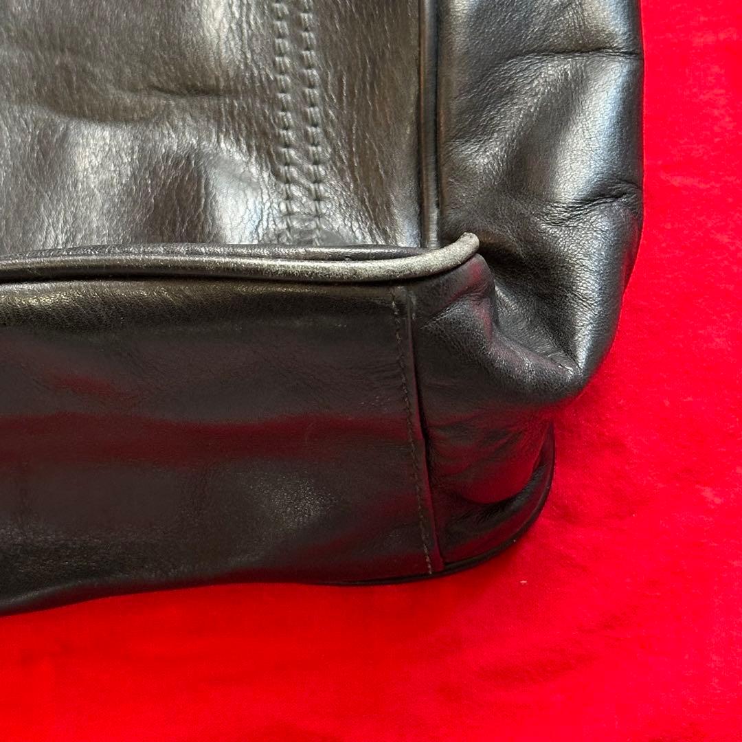 値下げしました！Bally 黒 レザー ビジネスバッグ ストライプデザイン