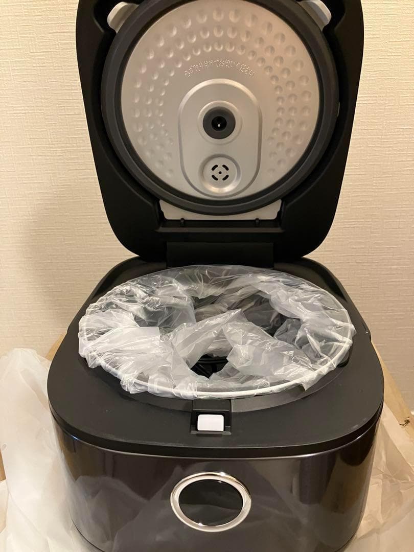 みいこ様【新品】Amazonベーシック 炊飯器 5.5合 IH式 厚釜 ブラック