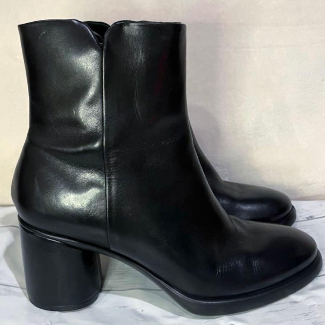 ECCOレザーミッドカットブーツ Sculpted Lx 55 ブラック レザー