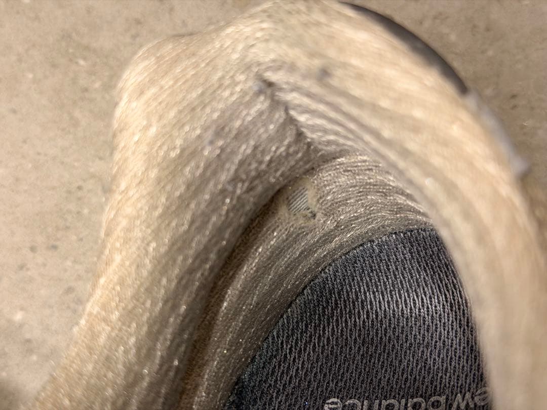 源泉かけ流し　New Balance スニーカーセット