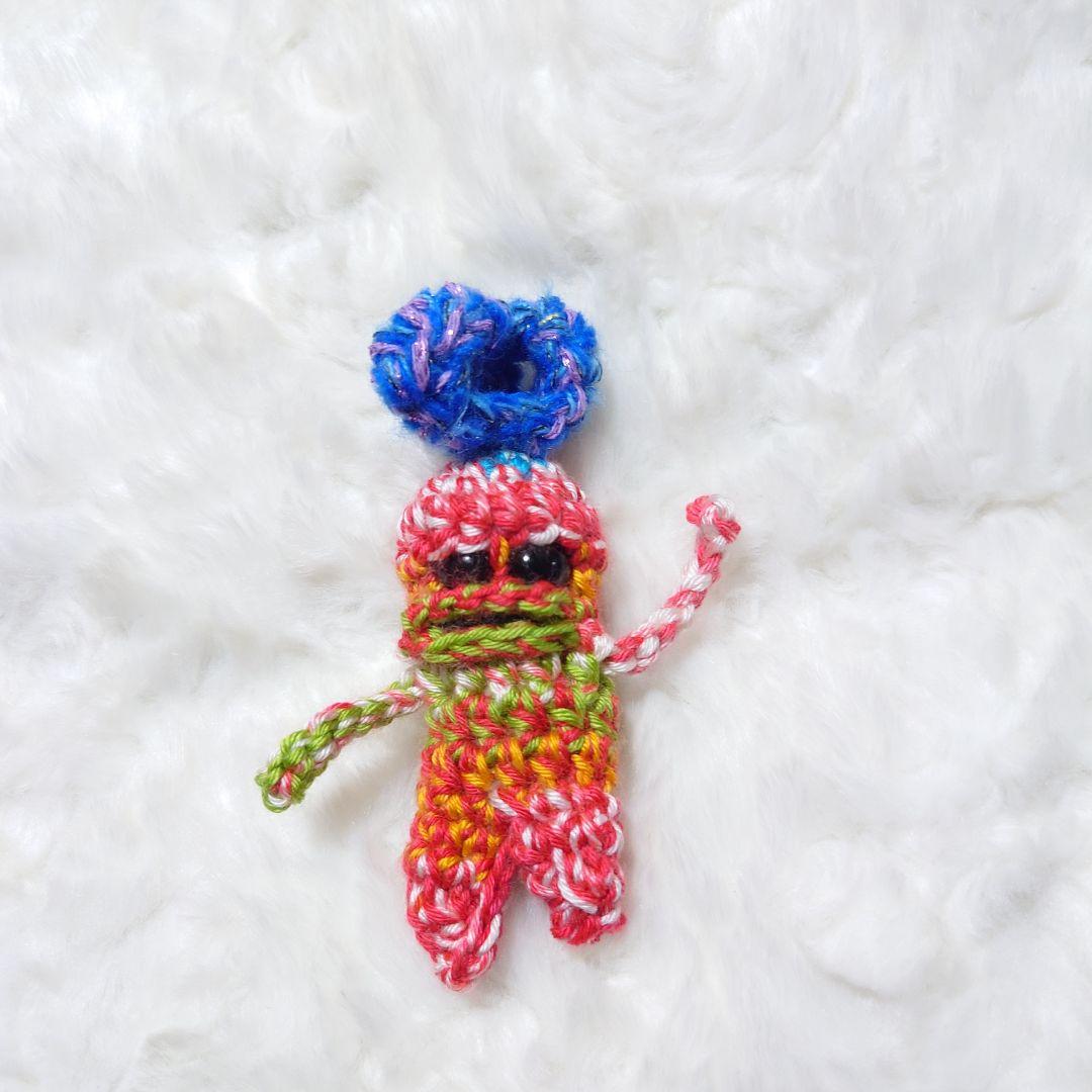 カラフルポップ　マンドラゴラのあみぐるみ