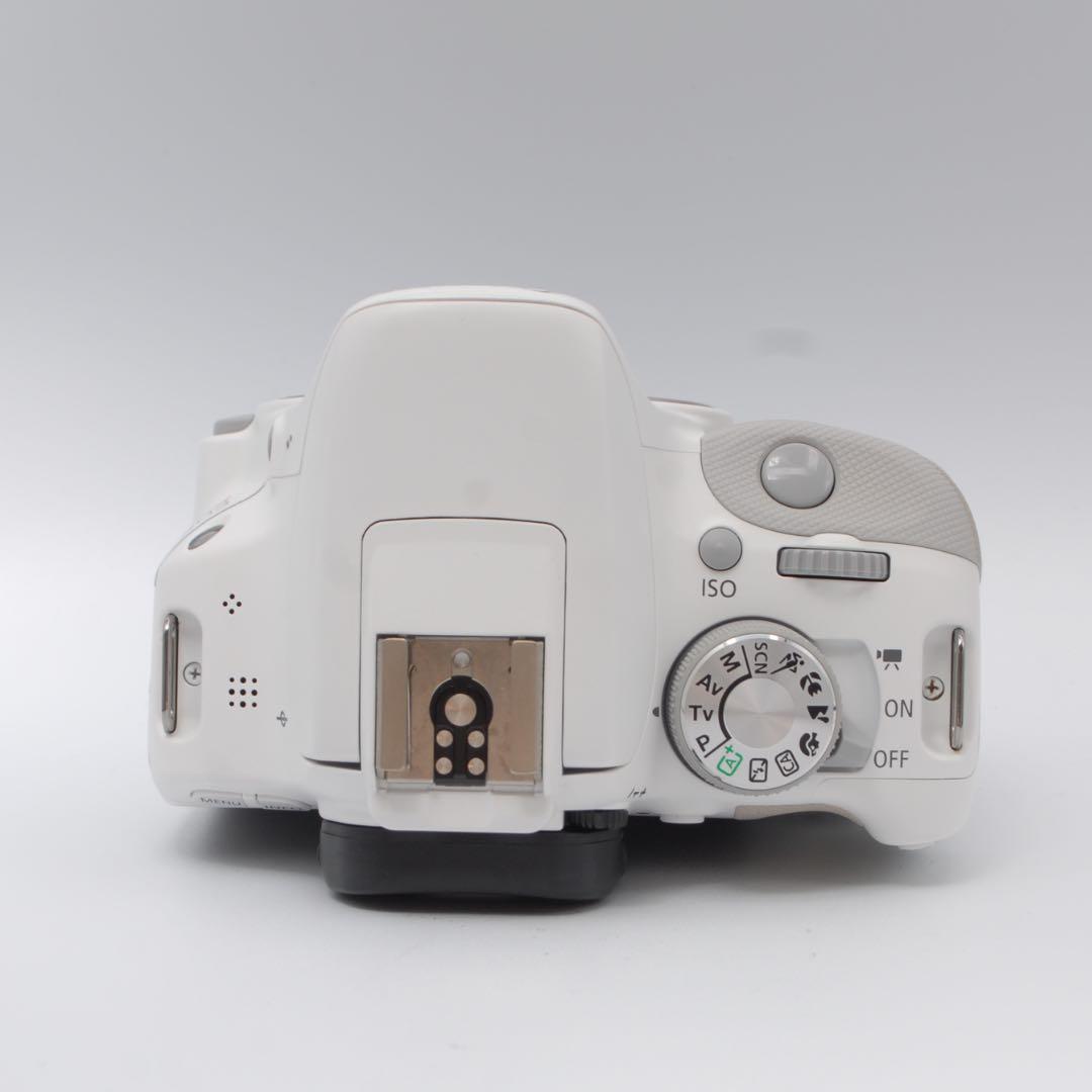 【極美品】Canon EOS Kiss X7 ホワイト ダブルレンズ 女性に人気