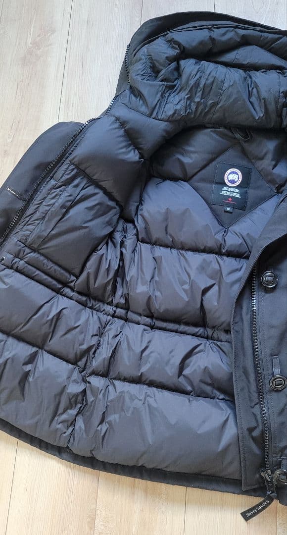 【カナダグース】レディース ダウンジャケット フード付き Sサイズ