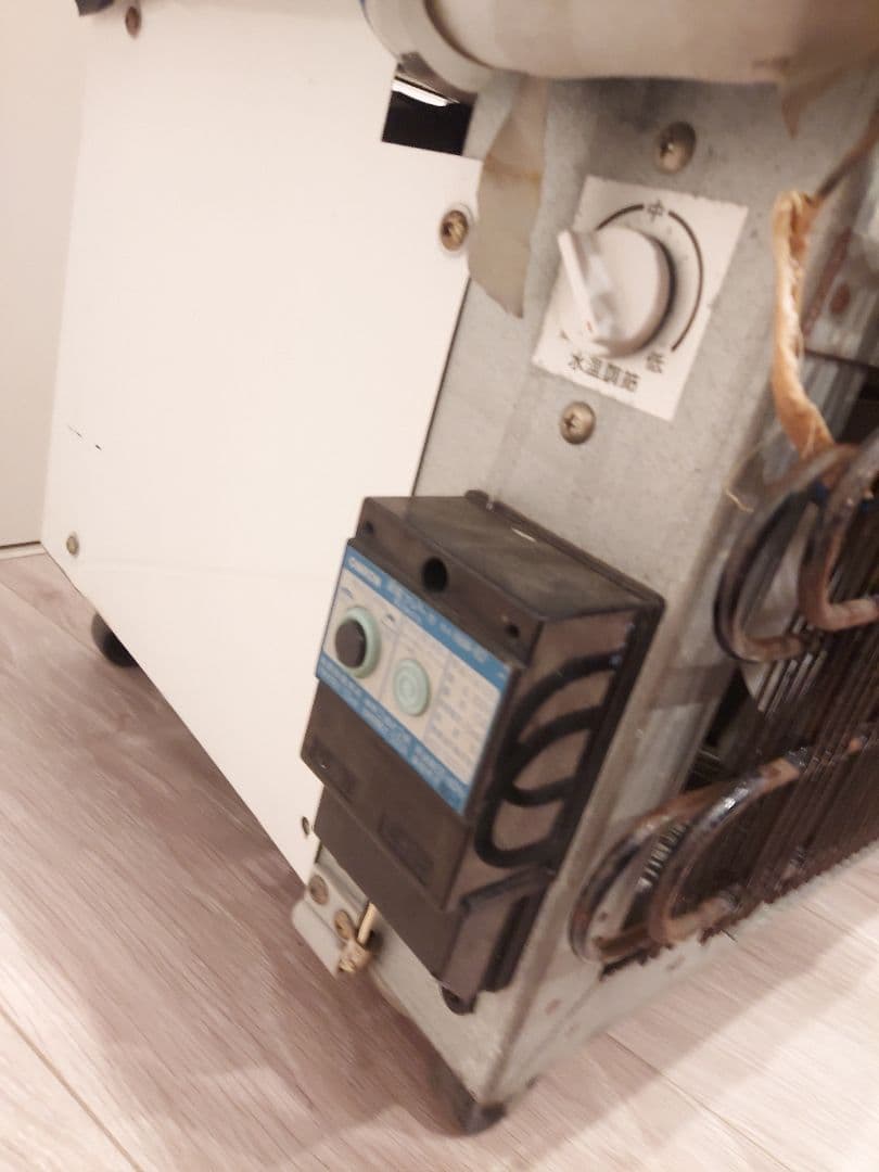 TOSHIBA　東芝　冷水ショーケース　キリンビールロゴ