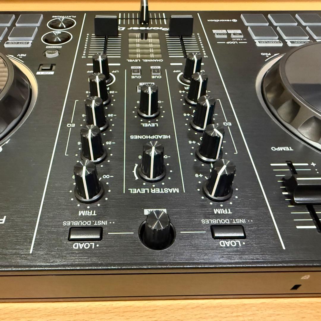 Pioneer DJ DDJ-RB コントローラー