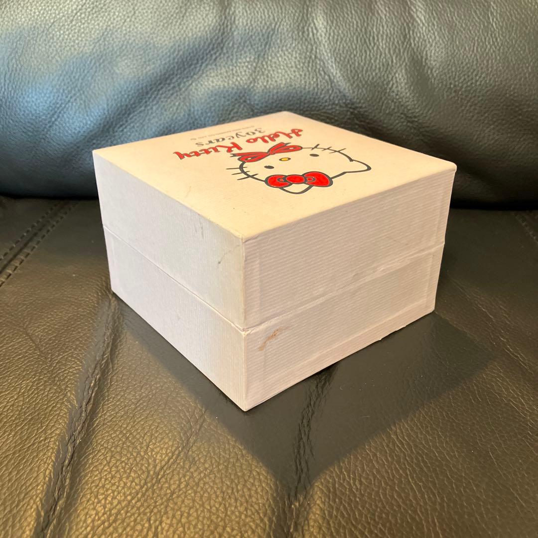 ハローキティ　30周年記念　腕時計　シチズン