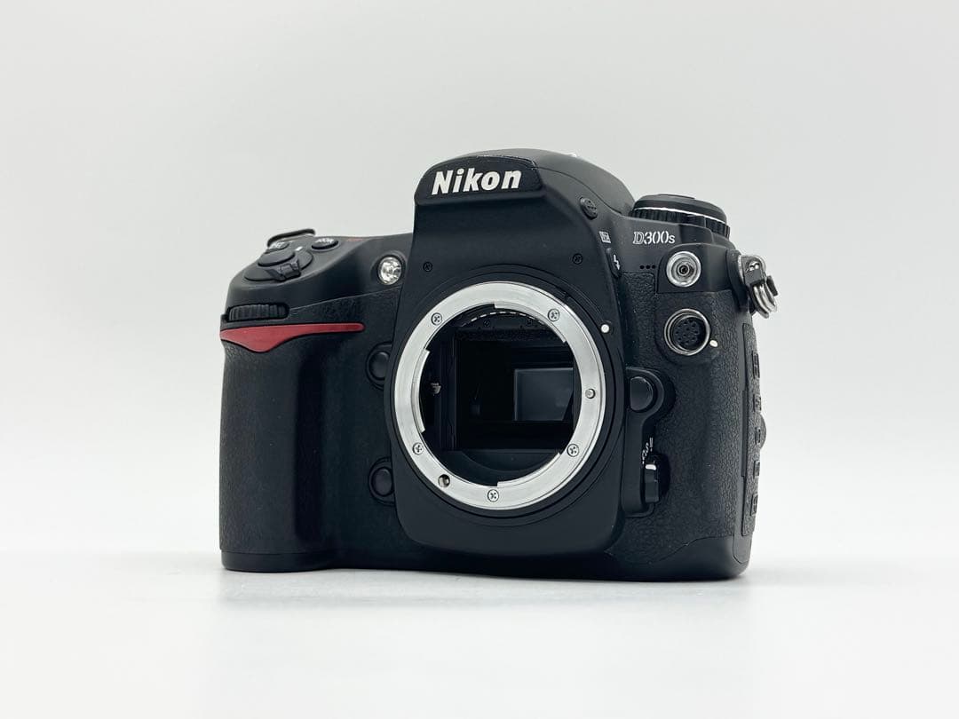 【動作確認済】 Nikon D300s ボディ 動作確認済 デジタル一眼レフ