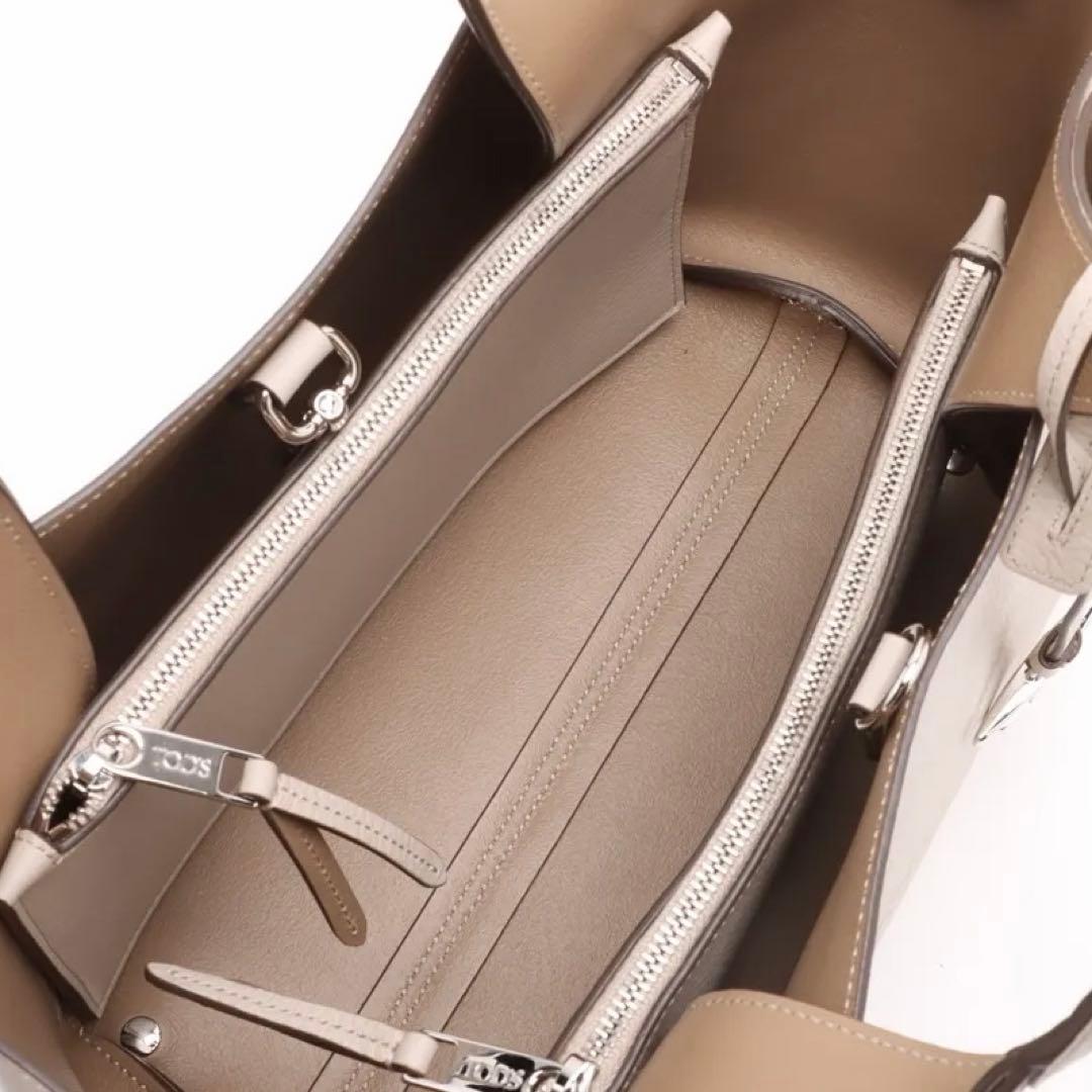 トッズ Tタイムレス レザー 2WAYハンドバッグ ベージュ