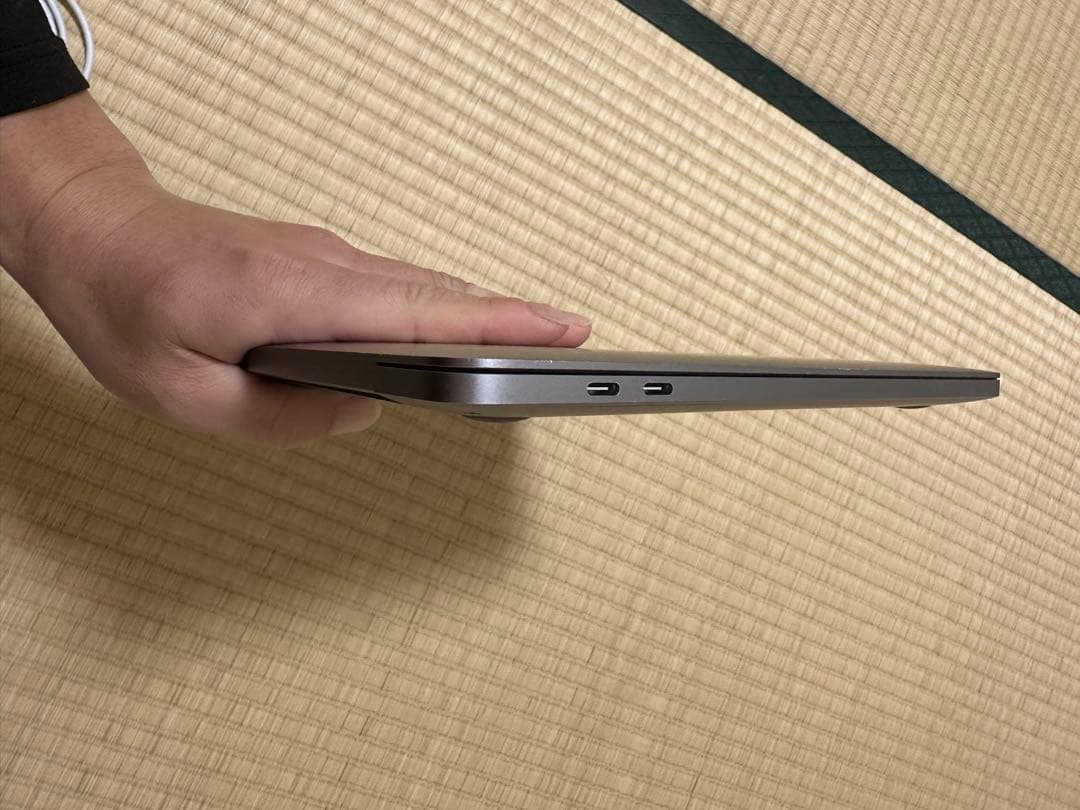 Macbook pro 2020 13イン 専用米倉和希