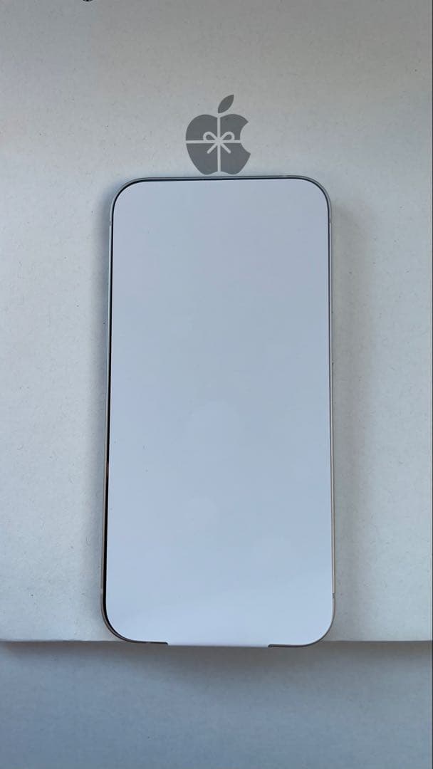 Apple iPhone 13 256GB スターライト 本体新品 SIMフリー