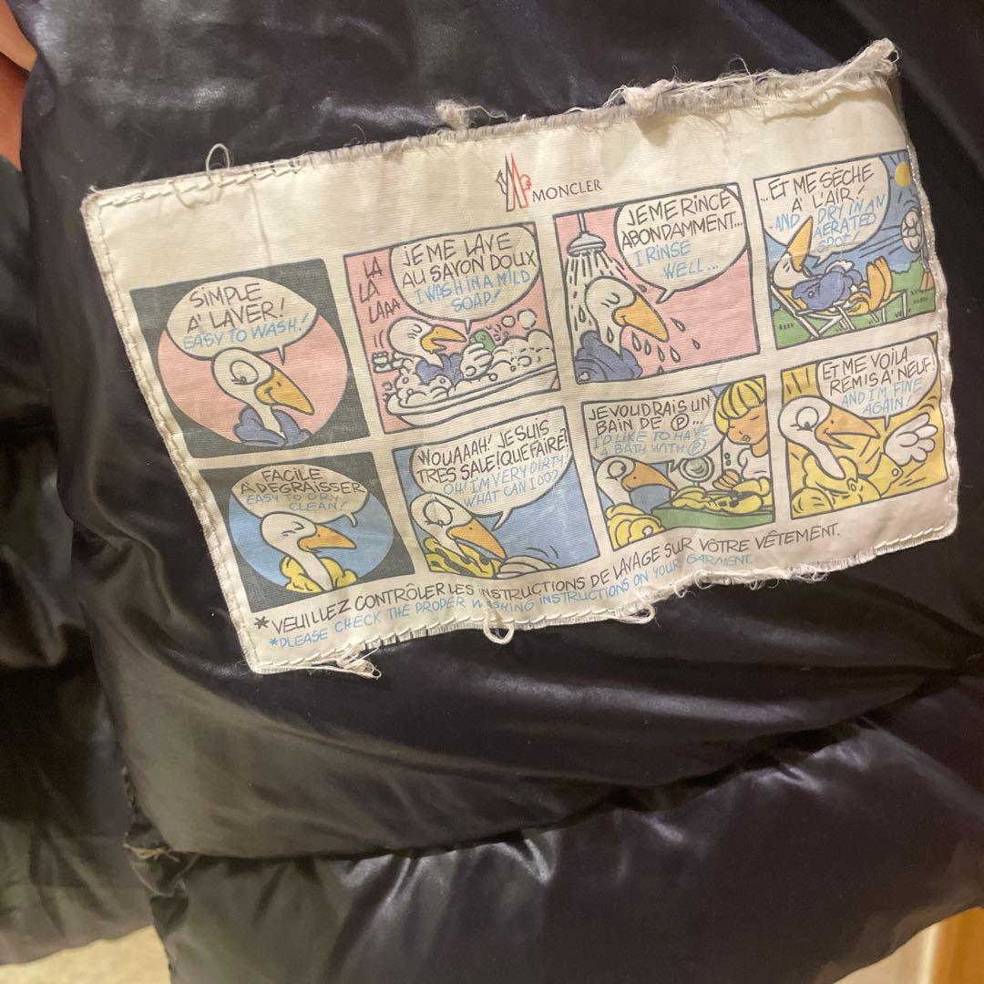 モンクレール　ダウン　ベージュ