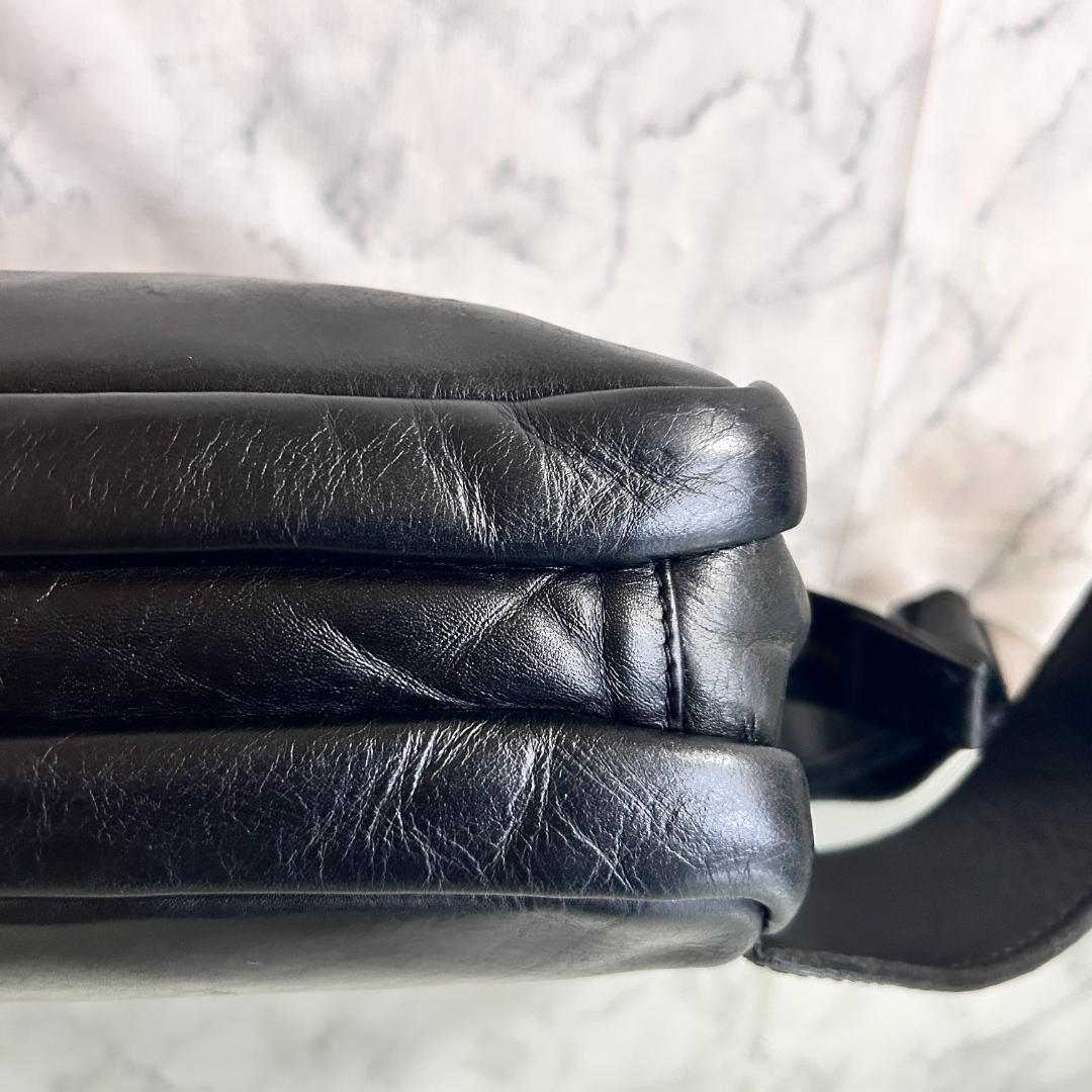 SAAD サード オールレザー ブランドロゴ金具 斜め掛け可能 ボディバック