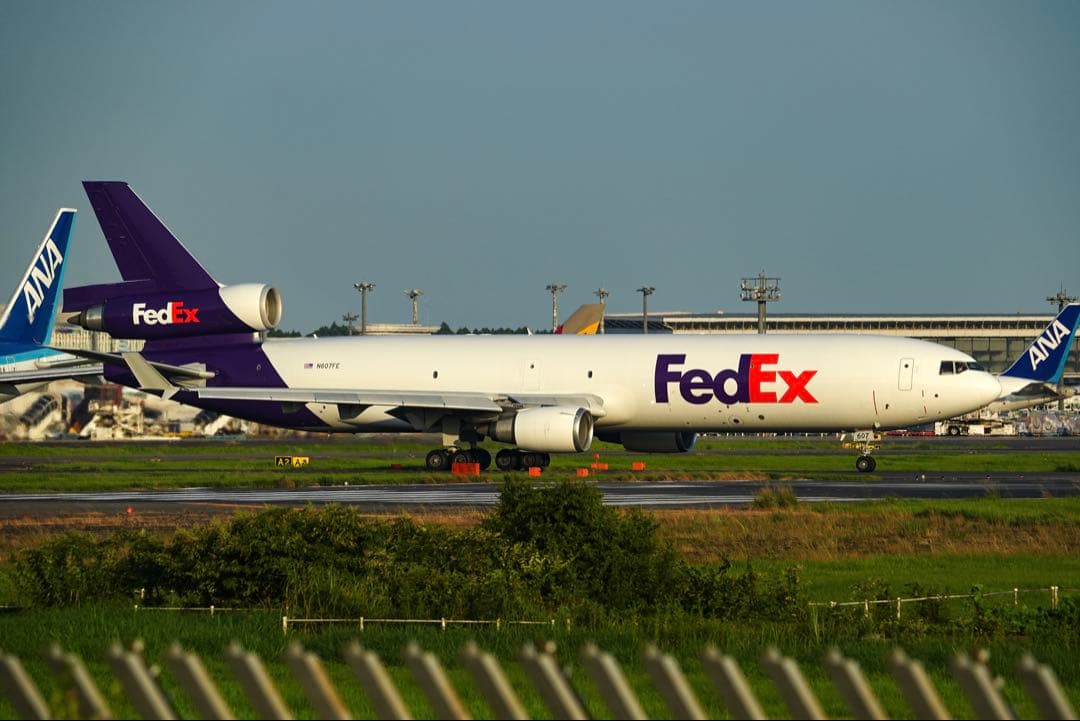 Canon用　SIGMA 100-300mm f4 APO DG EX HSM