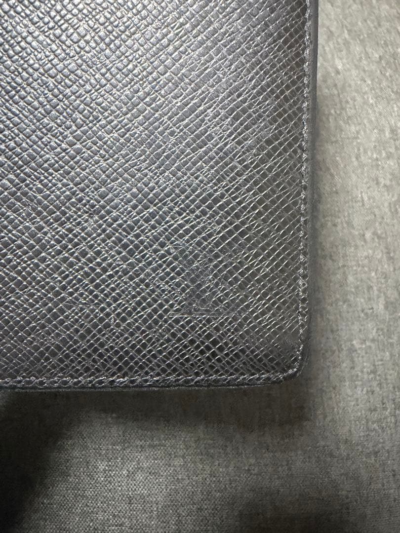 ルイヴィトン　長財布　中古