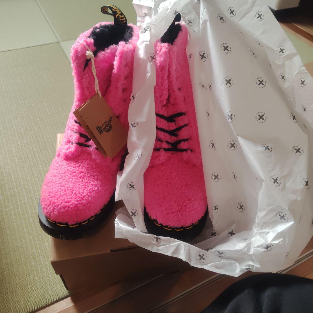モ*ー様 <新品•未使用品>Dr. Martens ピンクブーツ US5(24c