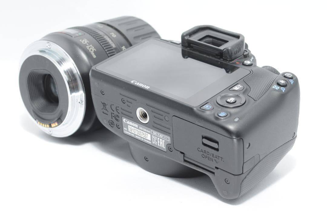 ご家族の成長記録に❗️Canon Kiss X7✨小型・軽量で届いてすぐ使える