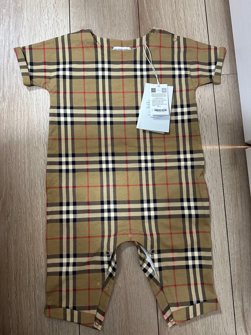 新品未使用 BURBERRY バーバリー ロンパース 80