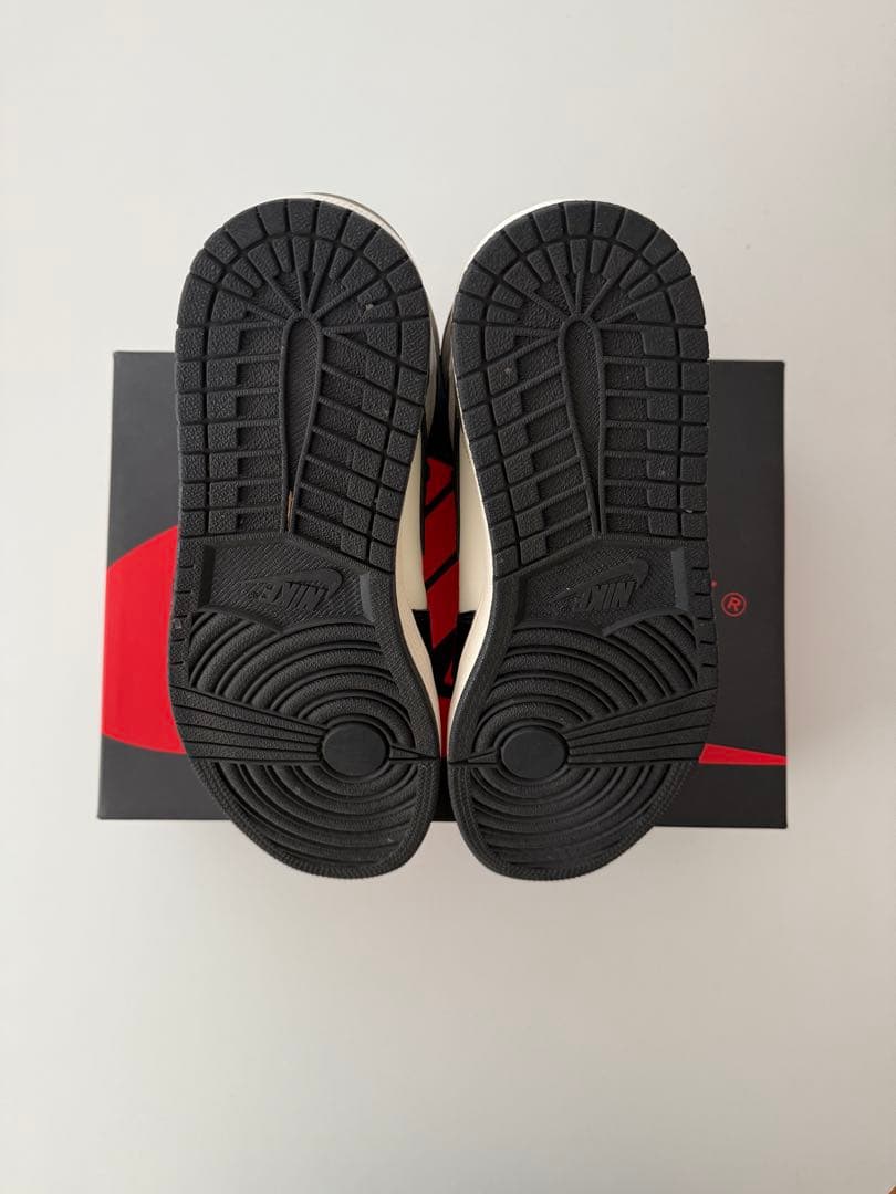 靴 Nike Air Jordan1 Retro High Dark Mocha