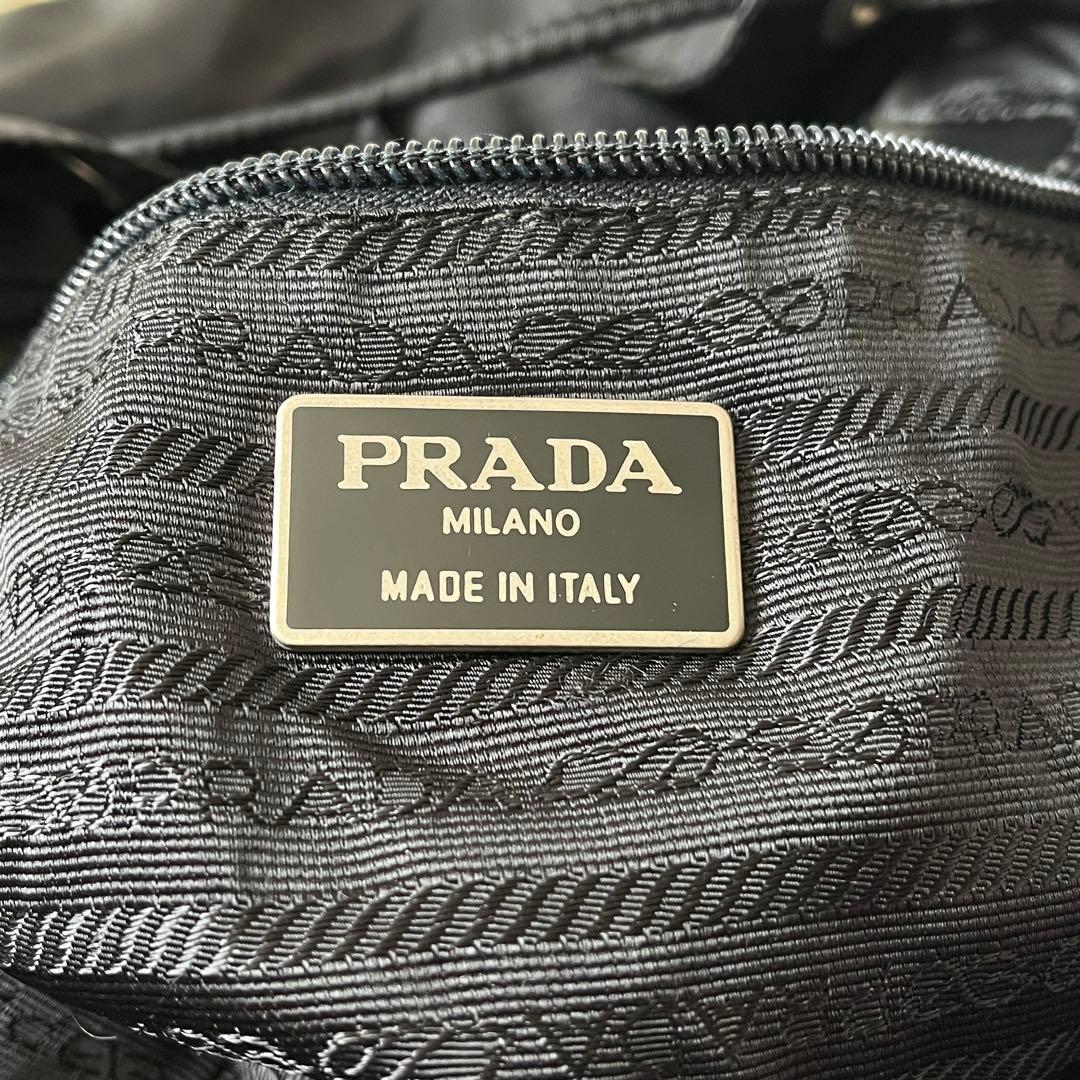 未使用級✨PRADA プラダ　リュックサック　ナイロン　ブラック　三角ロゴ　黒