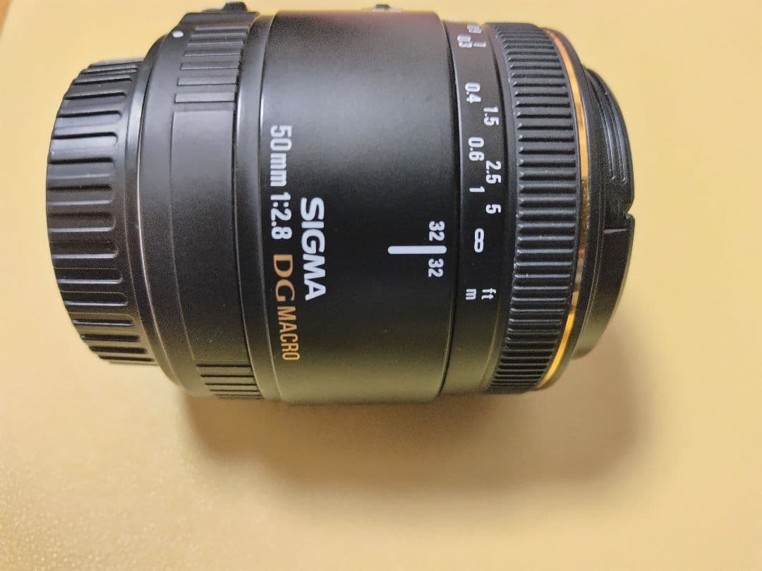 SIGMA 50mm F2.8 EX DG MACRO (キヤノンEF)